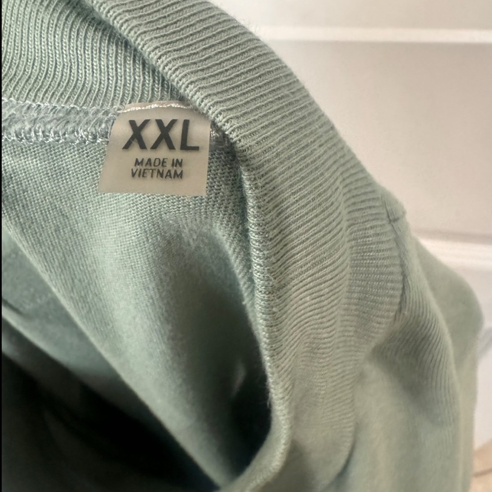 Essentials Men's Set - Picture 5 of 5